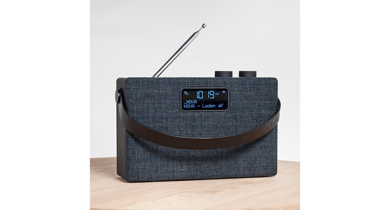 Scansonic PA7001 - Draagbare radio DAB + / FM, AUX-ingang en Bluetooth